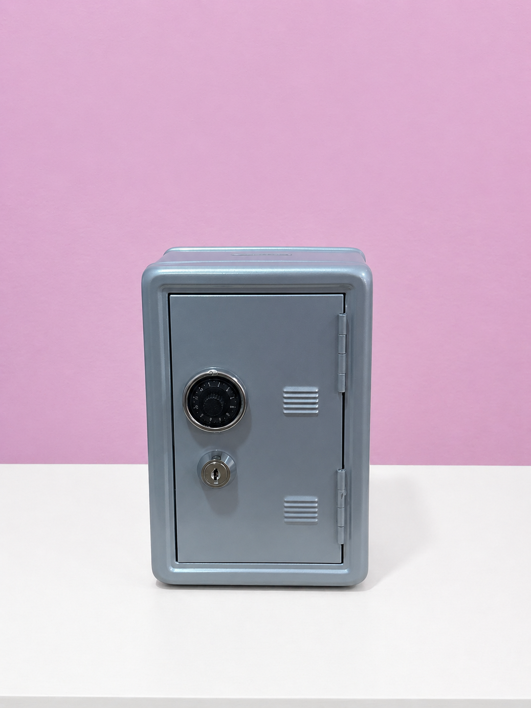 silver metalic locker